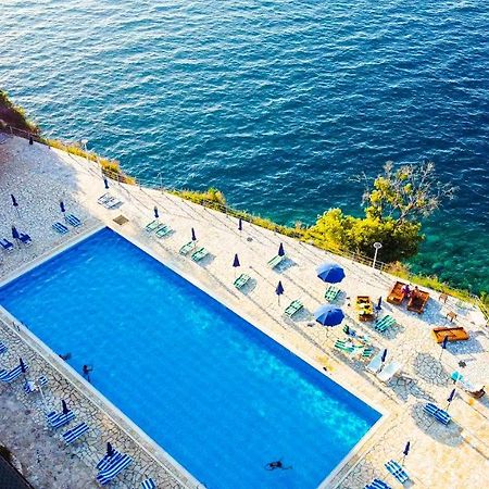 Villa Amos At Aquamarine Residence Vlorë Exteriér fotografie