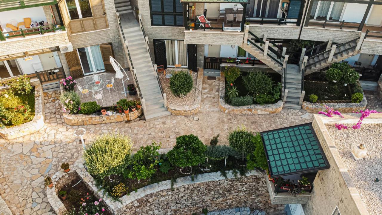 Villa Amos At Aquamarine Residence Vlorë Exteriér fotografie